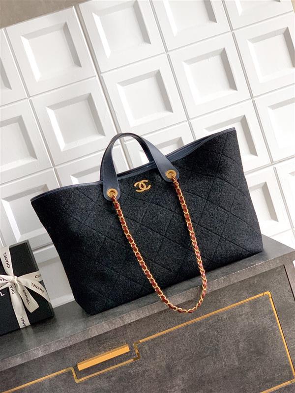 2026127214758804 900